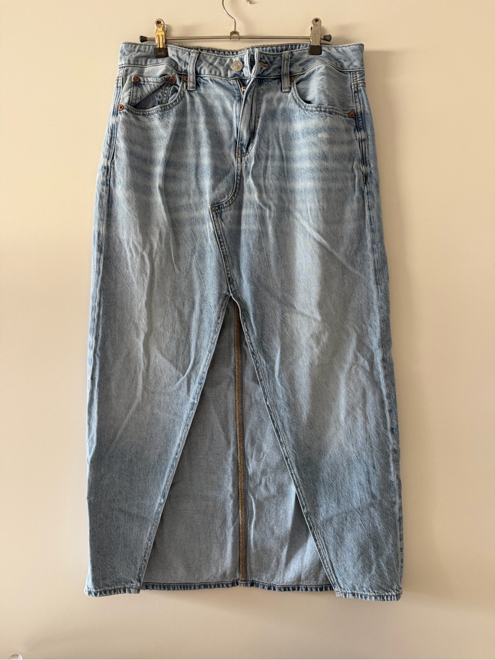 American Eagle Outfitters Light Wash Denim Maxi Skirt with Center Slit